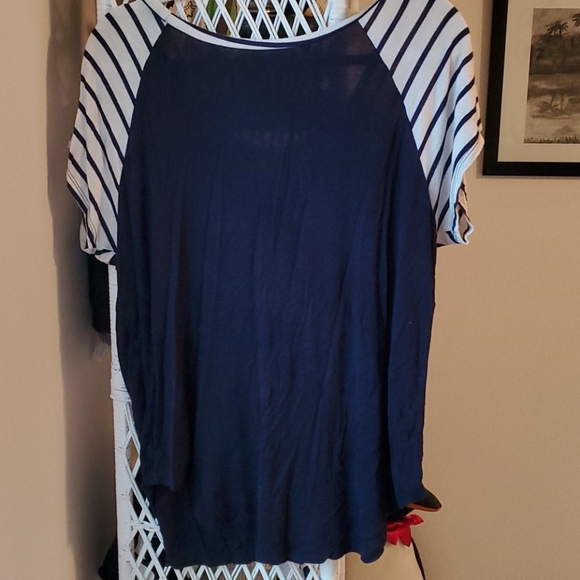 Short sleeve top - Picture 5 of 5
